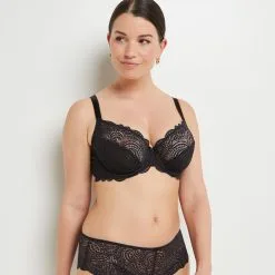 DENTELLE SOUTIEN-GORGE EMBOITANT NOIR -Culottes RougeGorge Soldes 11145901 C