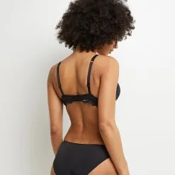 DENTELLE SOUTIEN-GORGE PUSH NOIR -Culottes RougeGorge Soldes 11193701 D