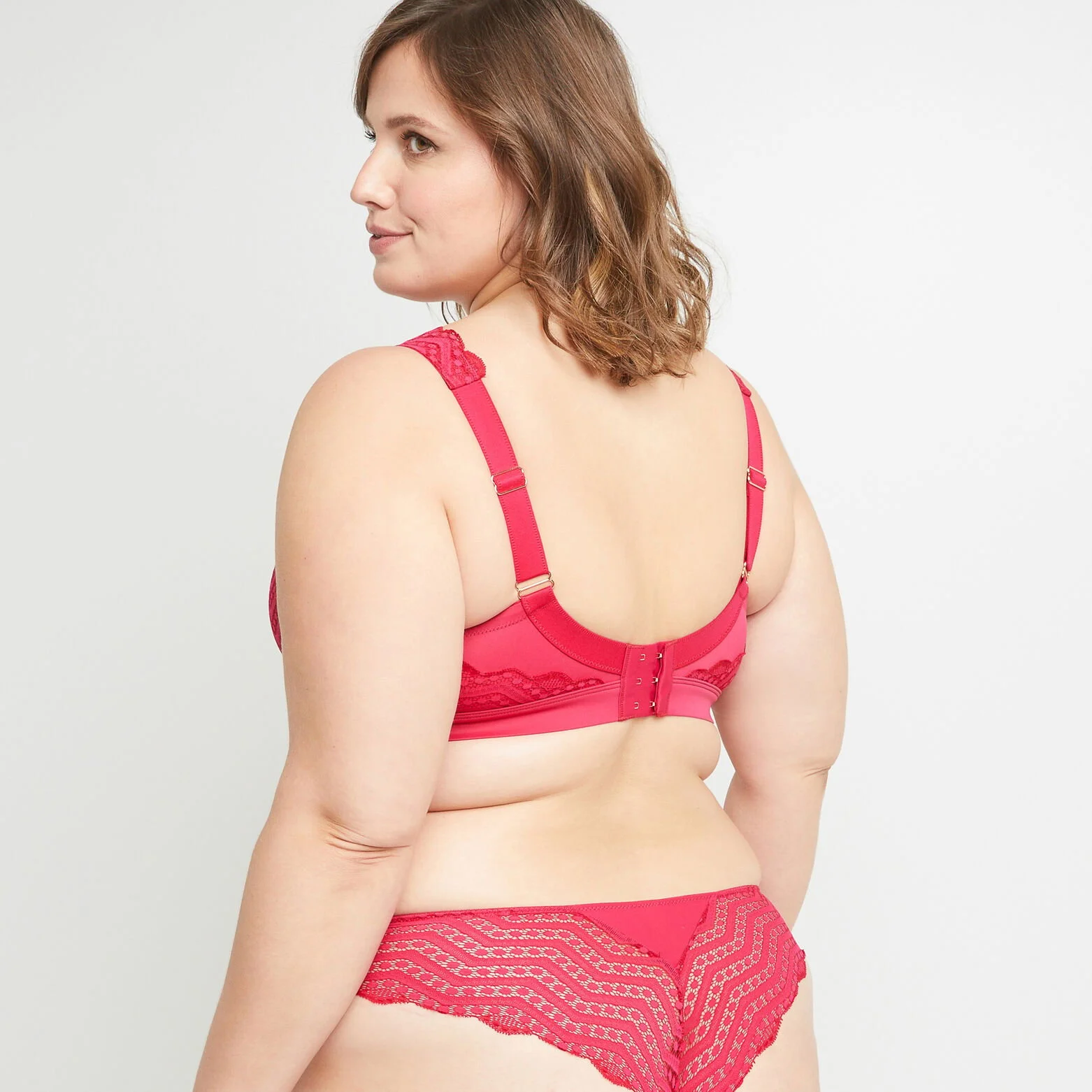 BEATRICE SOUTIEN-GORGE GRANDS BONNETS FUCHSIA 4 BEATRICE SOUTIEN-GORGE GRANDS BONNETS FUCHSIA – Image 4