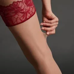 APOLLON BAS COORDONNES AUTOFIXANT 20D BORDEAUX -Culottes RougeGorge Soldes 40139200 D