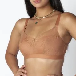 OLENA Soutien-gorge Sans Armatures CARAMEL -Culottes RougeGorge Soldes 77011700 Z