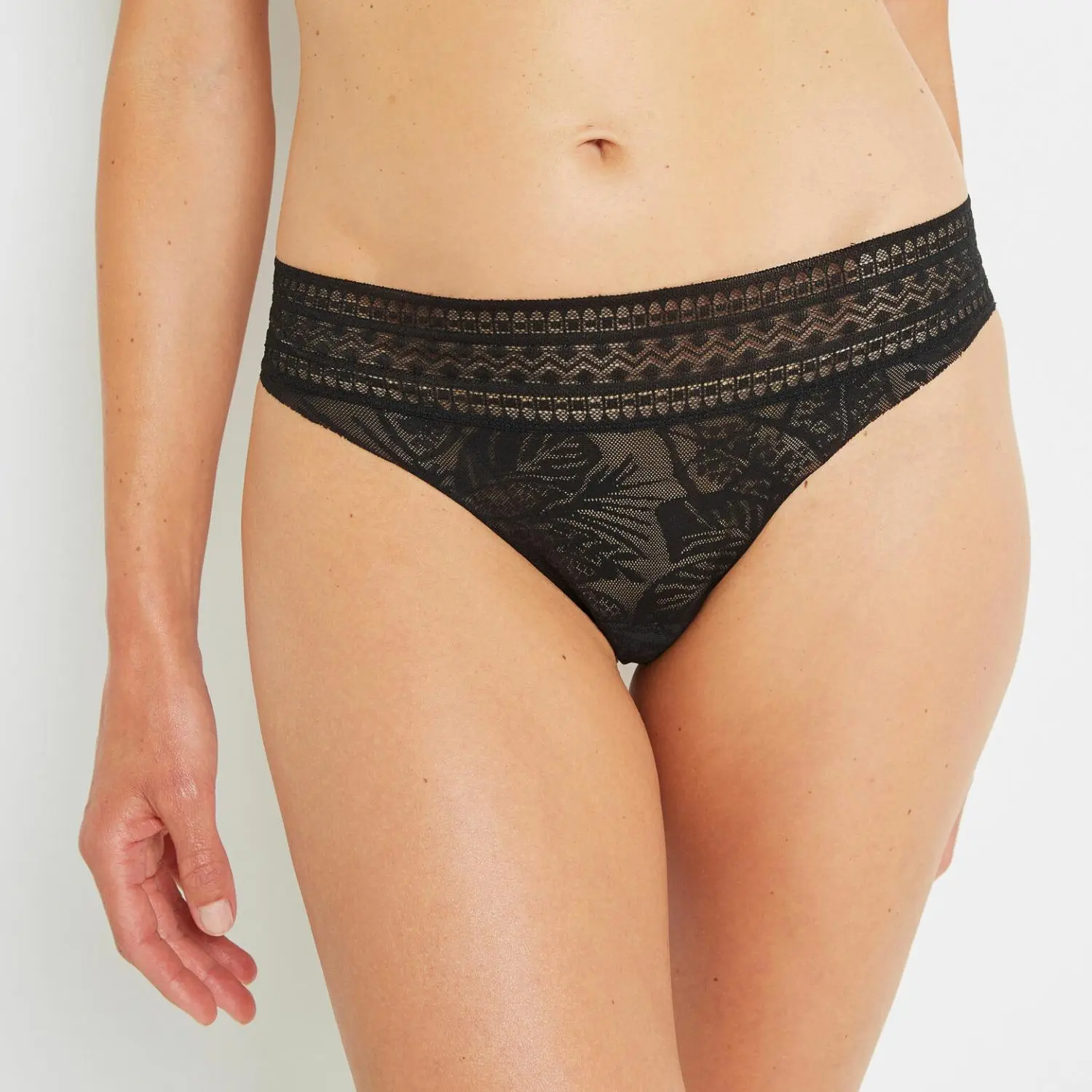 Tanga Femme | Aloa Tanga Dentelle Noir | RougeGorge 1 Tanga Femme | Aloa Tanga Dentelle Noir | RougeGorge